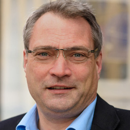  Oliver Kreuels